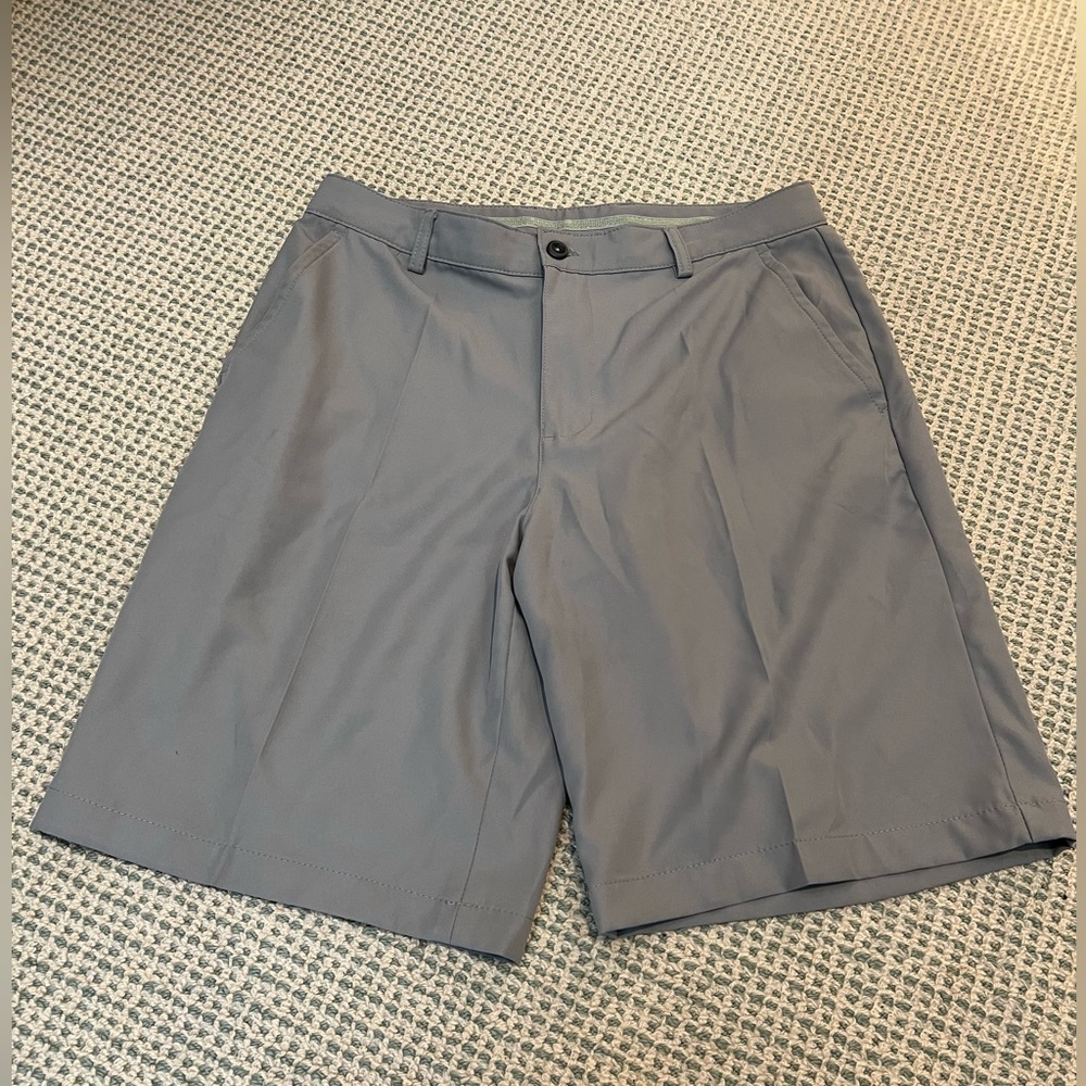 IZOD golf shorts